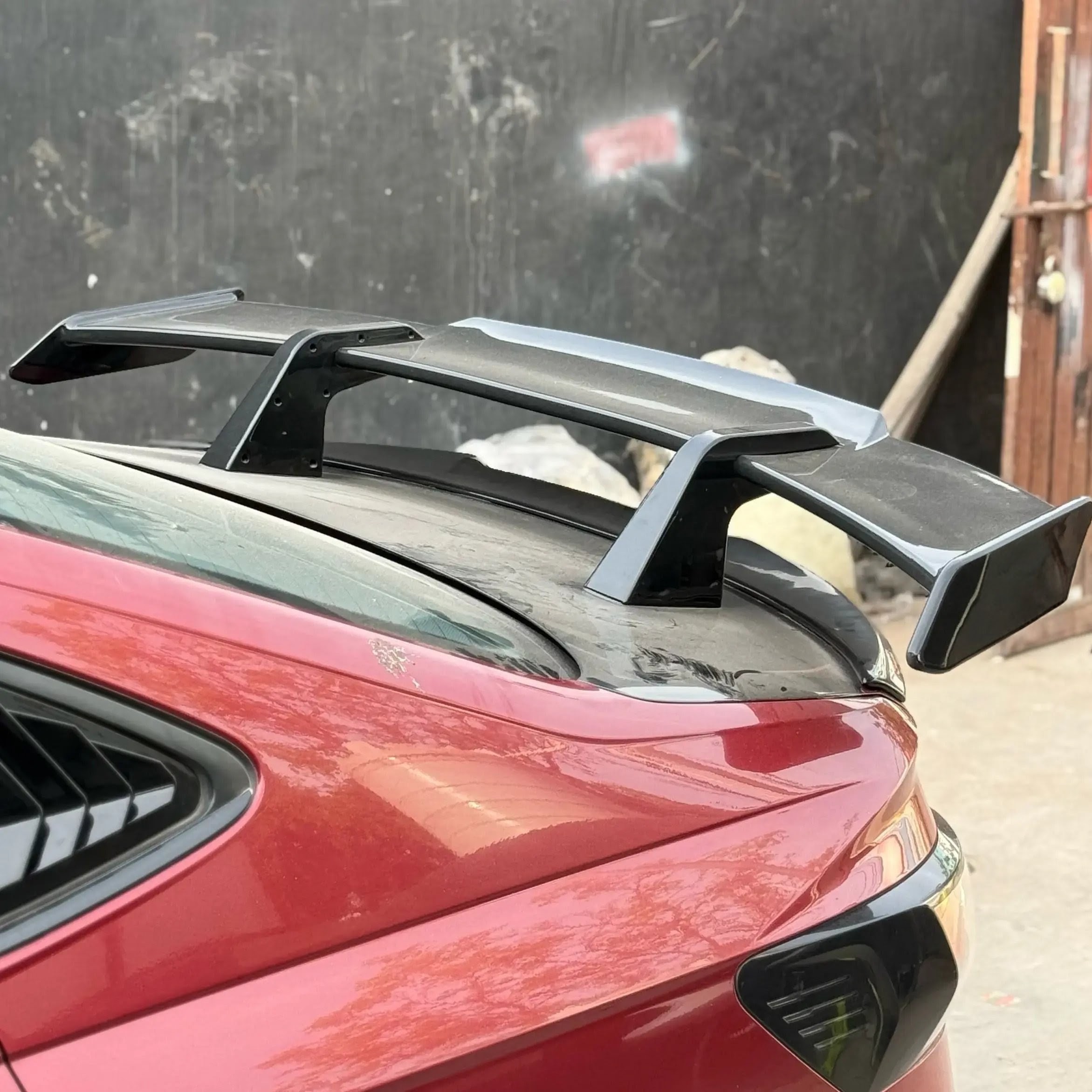 UNIVERSAL GT-STYLE REAR SPOILER Wing For Sedans view 2