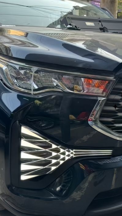 Innova Hycross Drl Light with Matrix Indicators